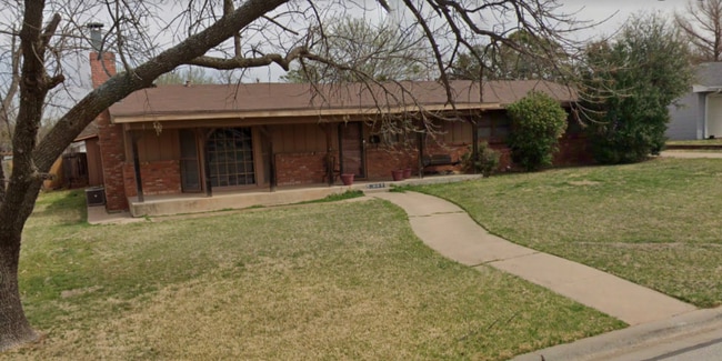 property at 1610 Mesquite St