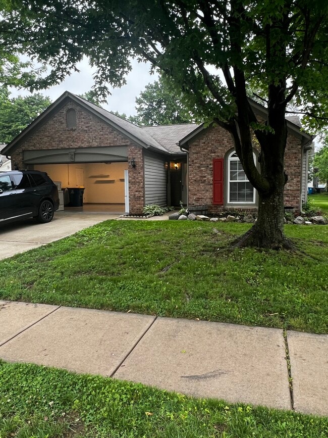 property at 10702 Ashview Dr