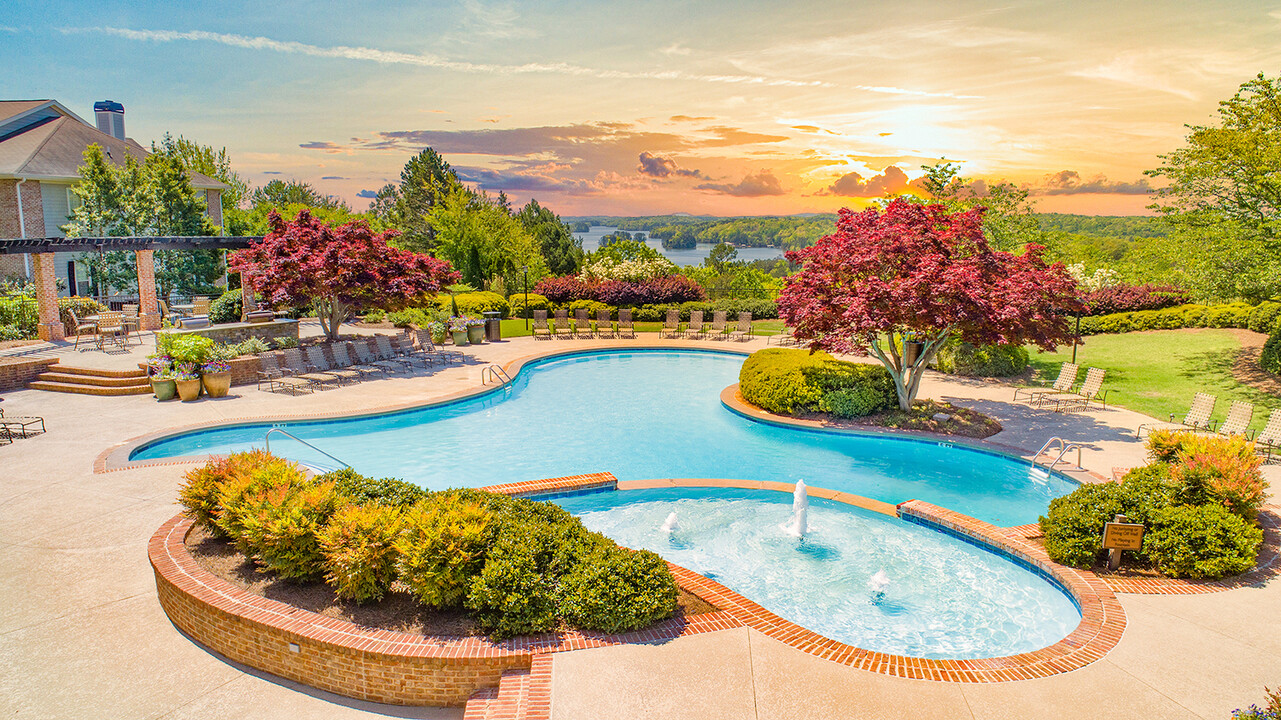 MAA Lake Lanier in Gainesville, GA - Building Photo