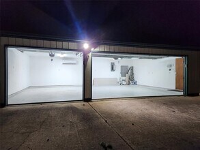 408 Shadywood Cir in Conroe, TX - Building Photo - Building Photo