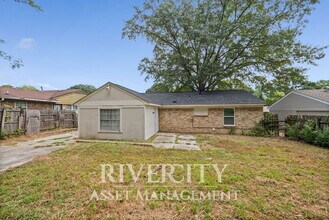 5227 Braden Dr in Memphis, TN - Building Photo - Building Photo