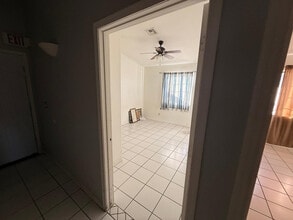 15861 N 20th St in Phoenix, AZ - Building Photo - Building Photo