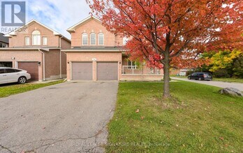 36 Capistro St in Brampton, ON - Building Photo - Building Photo