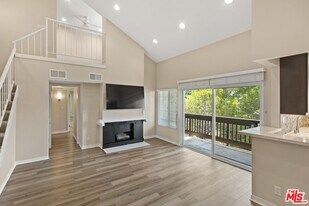 12309 Summertime Ln in Culver City, CA - Building Photo