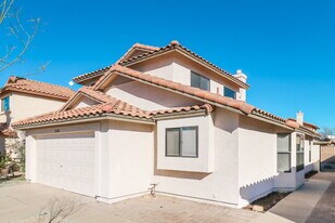 11568 W Citrus Grove Way in Avondale, AZ - Building Photo