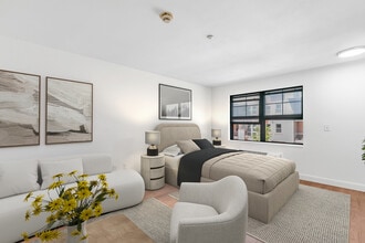 22711 Oakcrest Cir in Yorba Linda, CA - Foto de edificio - Building Photo