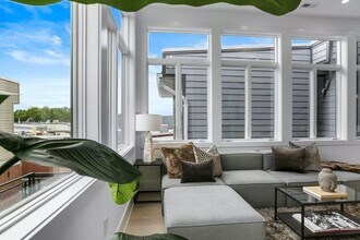 4 R St NE in Washington, DC - Building Photo - Building Photo