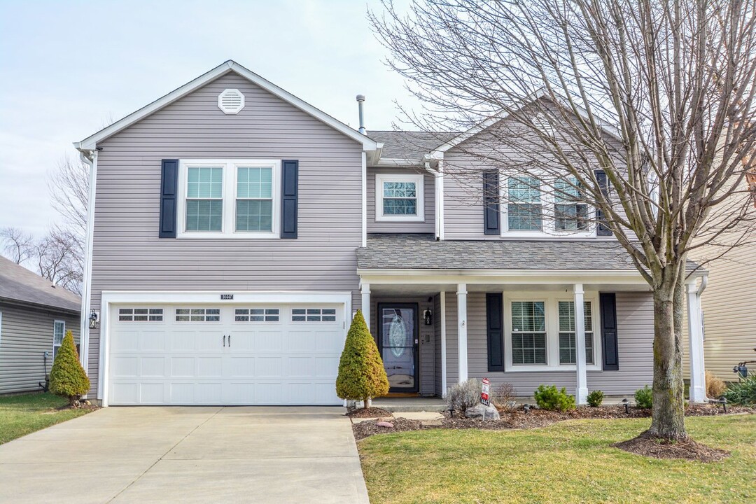 14447 Forsythia Ln in Fishers, IN - Building Photo