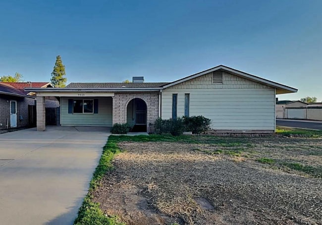 property at 7215 W Cavalier Dr