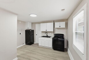 308 E 7th St in Lexington, KY - Building Photo