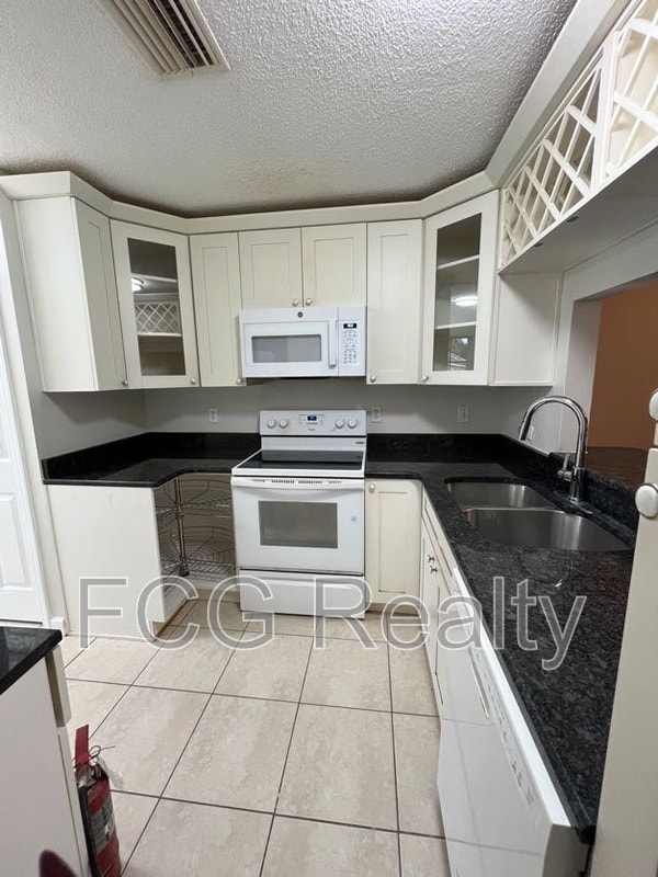 2173 Mystic Ring Loop in Kissimmee, FL - Building Photo - Building Photo