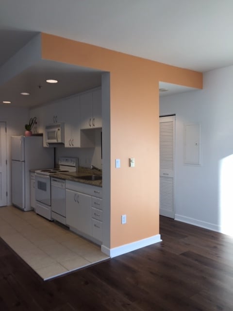250 King St, Unit 738 in San Francisco, CA - Building Photo - Building Photo