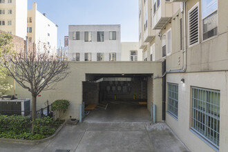 Madonna Residences in San Francisco, CA - Building Photo - Building Photo