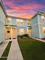 3972 Vlg Vw Ln in Orange Park, FL - Building Photo