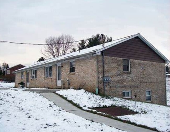 69 Lindbergh Dr, Unit 69 in Palmyra, PA - Building Photo - Building Photo