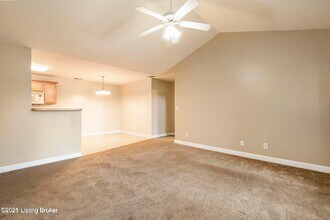 7309 St Andrews Woods Cir in Louisville, KY - Building Photo - Building Photo