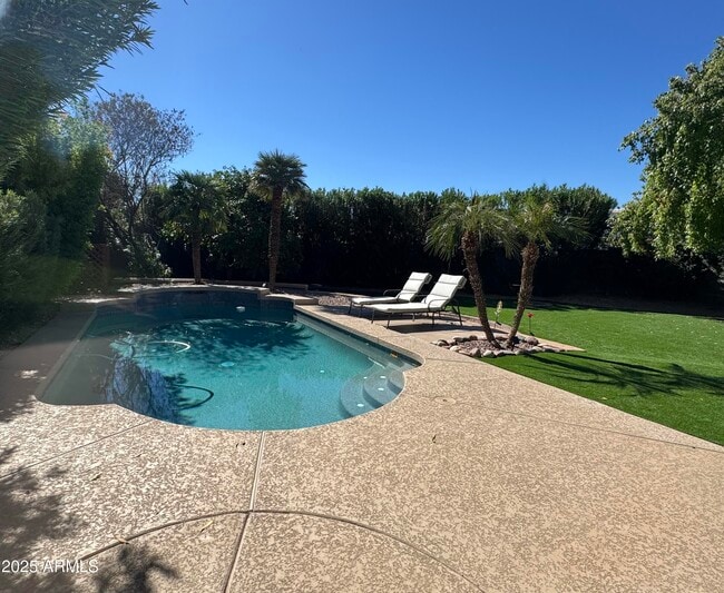 property at 4435 E Cathedral Rock Dr