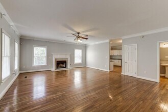 105 Vanira Ave SE in Atlanta, GA - Building Photo - Building Photo