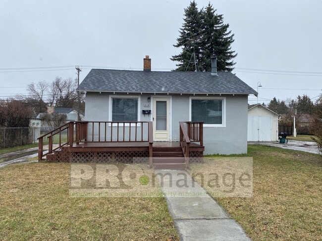 property at 315 W 19th St