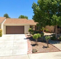 1830 Kings Dr in Paso Robles, CA - Building Photo