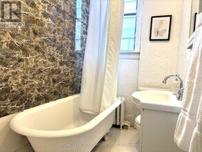 1 Hamilton St in Toronto, ON - Building Photo - Building Photo