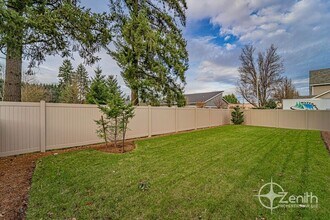 16304 NE 21st St in Vancouver, WA - Building Photo - Building Photo