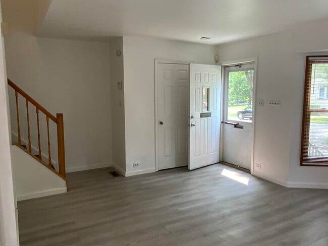 1610 W 103rd St in Chicago, IL - Building Photo - Building Photo