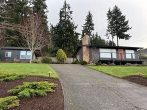 1680 Dorsey Dr in Freeland, WA - Building Photo - Building Photo