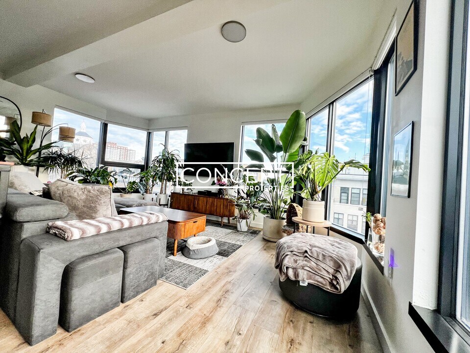 1 Sewall St in Boston, MA - Building Photo