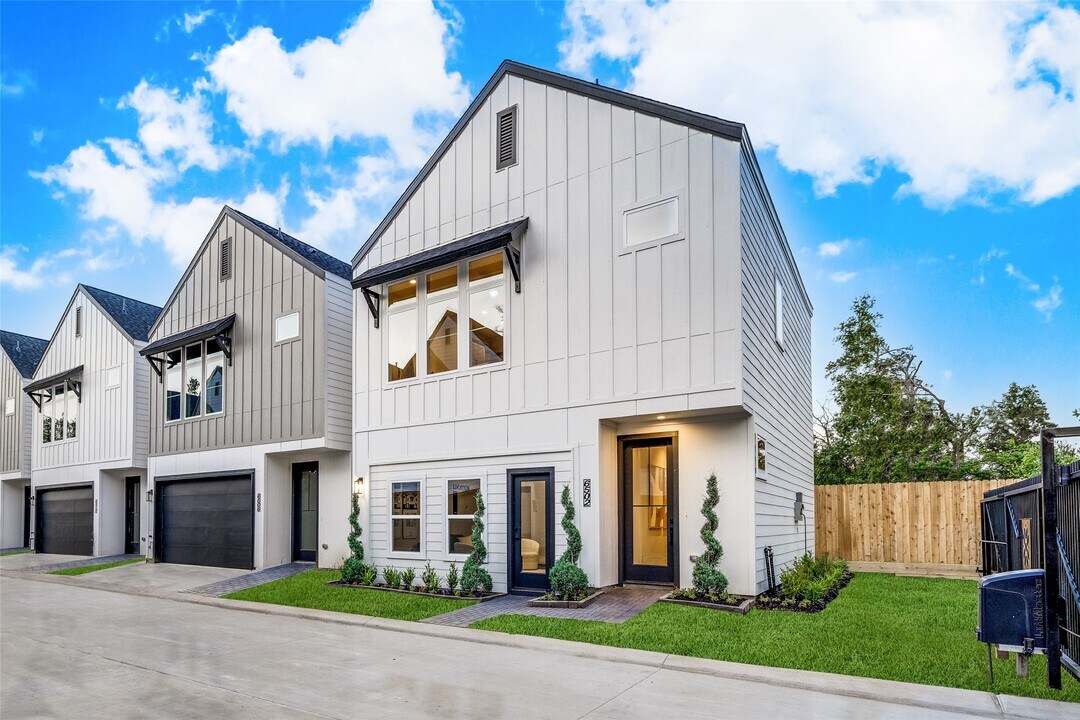 6522 Tree Branch Dr in Houston, TX - Building Photo