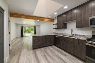 329 E Pueblo Ct in Moab, UT - Building Photo - Building Photo