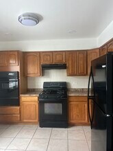 68 N Albert St in Mount Prospect, IL - Building Photo - Building Photo