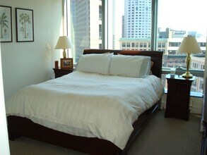 2 Avery St, Unit 810 in Boston, MA - Foto de edificio - Building Photo