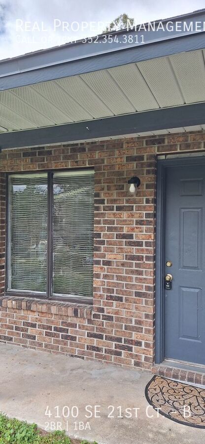 property at 4100 SE 21st Ct