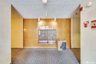 208 N Lake Merced Hills in San Francisco, CA - Building Photo - Building Photo