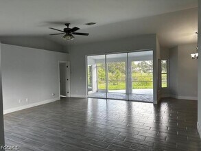 6561 Astoria Ave in Ft. Myers, FL - Building Photo - Building Photo