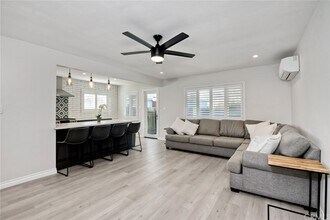 2642 Davis Pl in Carlsbad, CA - Building Photo - Building Photo