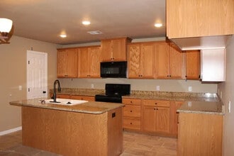 5010 Gloster St in Amarillo, TX - Foto de edificio - Building Photo