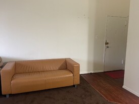 11370 Cherry Hill Rd, Unit 304 in Beltsville, MD - Building Photo