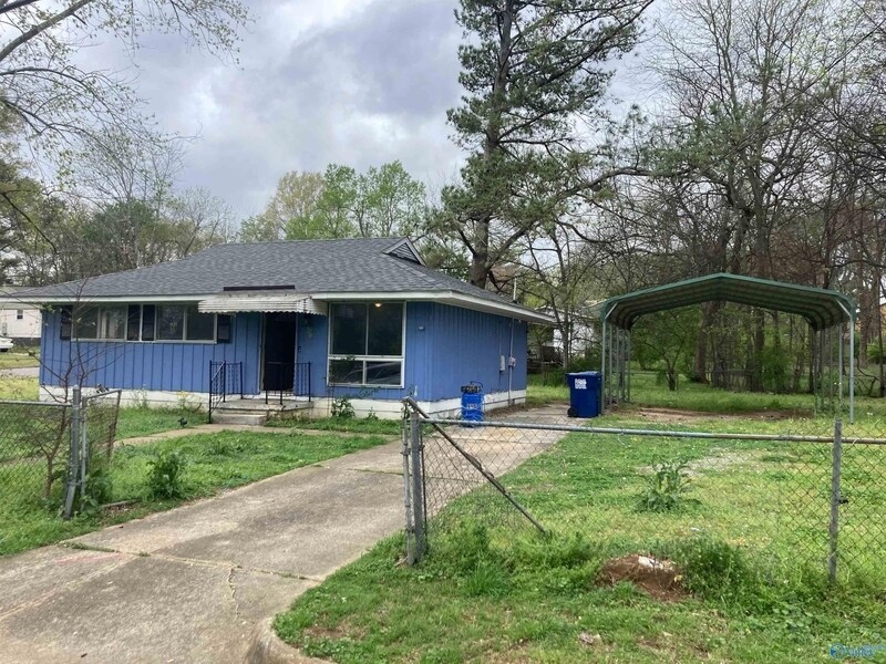 3201 Yale Cir NW in Huntsville, AL - Building Photo