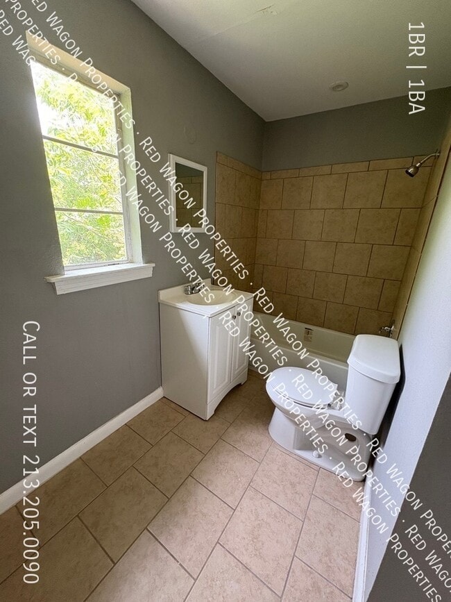 538 Kayton Ave in San Antonio, TX - Building Photo - Building Photo