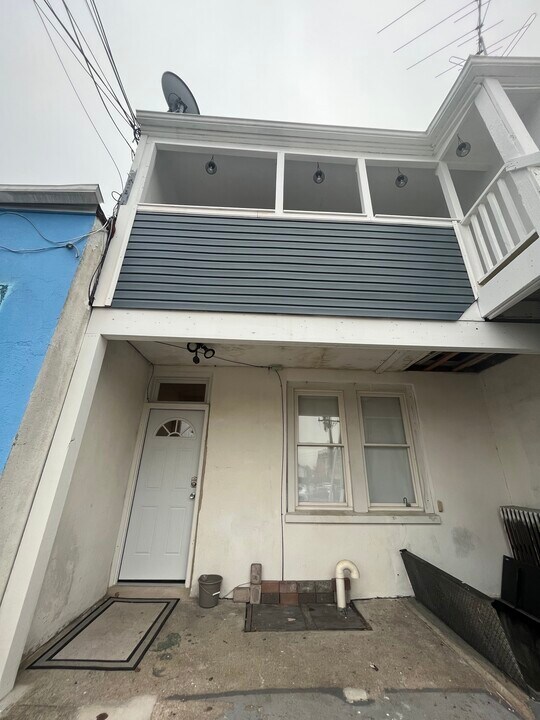 207 Main St in Farmingdale, NY - Building Photo