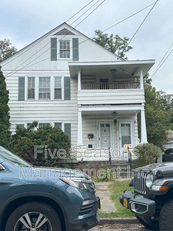 property at 512-514-514 North St