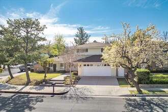 19100 Castlebay Ln in Los Angeles, CA - Building Photo - Building Photo