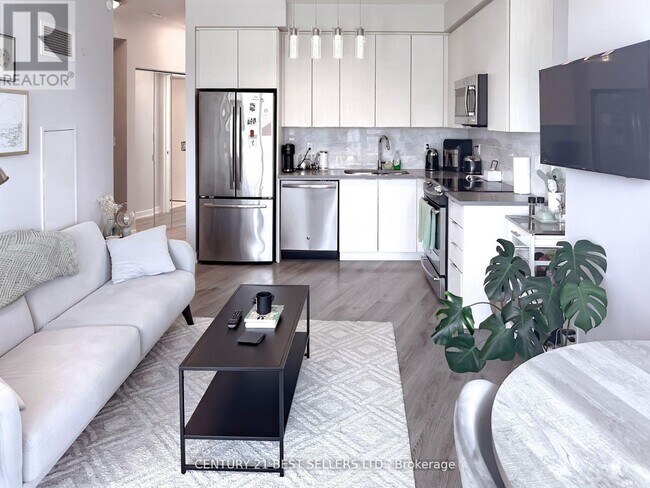 50-1050 Bruyeres Mews in Toronto, ON - Building Photo - Building Photo