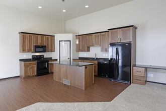 Evelyn Acres & Town Square Townhomes in Fargo, ND - Building Photo - Interior Photo