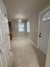 3421 Fairlane Dr in Des Moines, IA - Building Photo - Building Photo