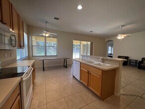 417 SW Blue Spring Ct in Port St. Lucie, FL - Building Photo - Building Photo