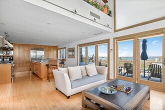 30 Homeward Ln in Montauk, NY - Building Photo - Building Photo