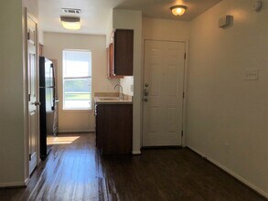 3620 Mahan St in Bryan, TX - Building Photo - Building Photo